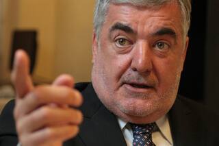 Vinculan a Das Neves con el escándalo de las coimas en Chubut