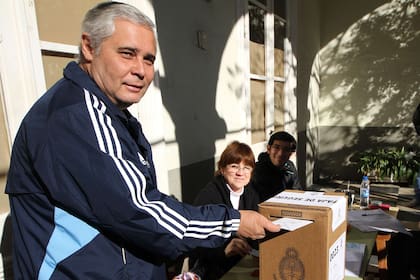 El exIntendente de Corrientes, Fabián Ríos, votando en la elección de 2015