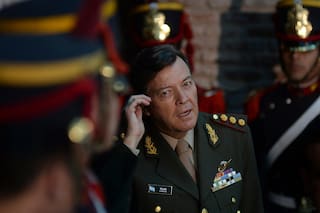Citan a un centenar de militares del área de inteligencia por la muerte del fiscal Nisman