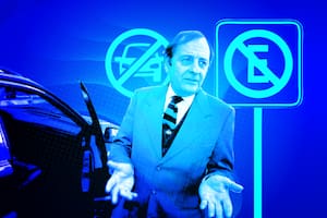 Canicoba Corral, multado por mal estacionamiento en su barrio privado