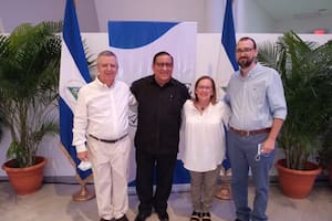 Mario Firmenich ofició de veedor en las elecciones de Nicaragua
