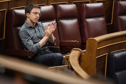 El exlíder de Más País, Iñigo Errejón, durante una sesión plenaria, en el Congreso de los Diputados, a 28 de mayo de 2024, en Madrid (España).