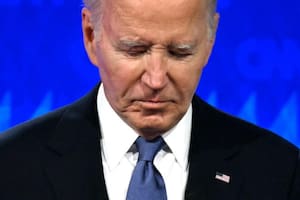 Jill Biden dice que pensó que su esposo estaba sufriendo un derrame cerebral durante el debate de 2024 frente a Trump