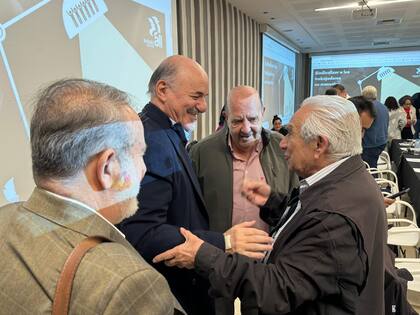 El exministro de Trabajo kirchnerista Carlos Tomada participó del Día de la Minería junto con Héctor Laplace, el histórico sindicalista del sector