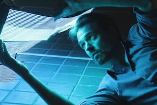 Transformar circuitos urbanos y las noticias en arte digital