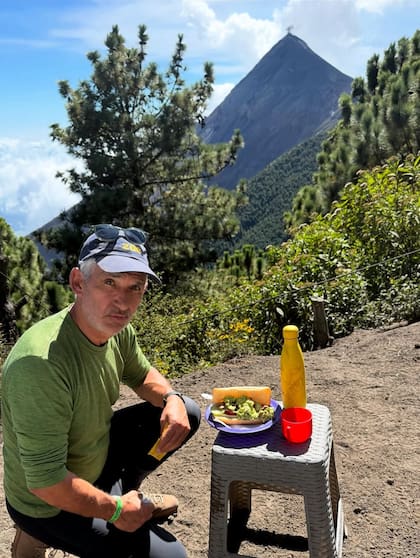 El experto llamó a revisar el vínculo con la comida (Foto: @tim.spector)