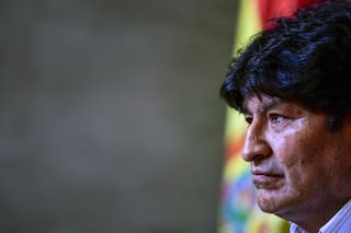 Bolivia: Diputado denunció que "Evo Morales huyó a México"