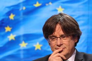 El expresidente de la Generalitat de Cataluña Carles Puigdemont durante la sesión plenaria en el Parlamento Europeo en la que la Eurocámara ha suspendido su inmunidad, en Bruselas, a 9 de marzo de 2021