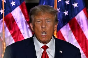 Arrinconado, Donald Trump compara a Estados Unidos con una “nación comunista” para mostrarse como un perseguido político
