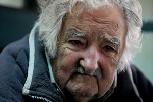 El expresidente de Uruguay, José "Pepe" Mujica hace una pausa durante una entrevista en Montevideo, Uruguay, el 22 de julio de 2023