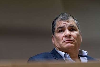 El expresidente de Ecuador Rafael Correa confirmó su candidatura a vicepresidente en una videoconferencia