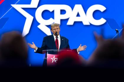 El expresidente y precandidato presidencial Donald Trump habla en la Conferencia de Acción Política Conservadora, CPAC 2024, en National Harbor, Oxon Hill, Maryland., el sábado 24 de febrero de 2024