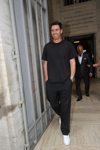 El extenista Juan Ignacio Chela, que fue entrenador de Schwartzman, dijo presente en el enlace