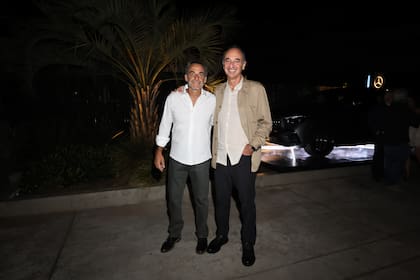 El extenista Luis Lobo junto a Alberto Wollman, de Racket Club