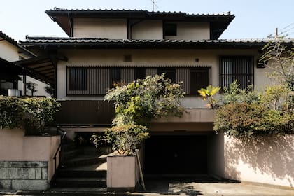 El exterior de la casa que venden Reiko y Takahiro Okada