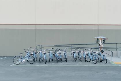 El exterior de un edificio de Facebook en Menlo Park que será demolido para el nuevo desarollo