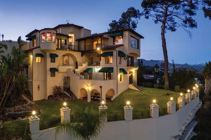 El exterior de “Villa Dorada”, una construcción de estilo neoespañol de 1929 cuyo dueño fue Béla
Lugosi