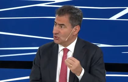 El extitular del PAMI, Carlos Regazzoni, durante su visita a los estudios de LN+