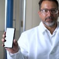 La fábrica de vidrio que es clave en el celular moderno, y será fundamental para el futuro de la IA