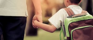 Deberá pagarle a su hijo por el daño moral que le causó su reconocimiento tardío