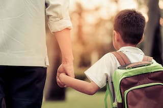 Deberá pagarle a su hijo por el daño moral que le causó su reconocimiento tardío