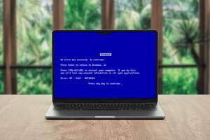 El fallo generalizado de Windows que arrojó una pantalla azul en los ordenadores de cientos de usuarios ocurrió por una falla de actualización