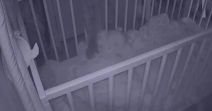 El fantasma que dice un hombre que entró a la cuna de su bebe