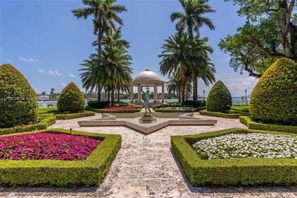 El fantástico parque privado de la propiedad