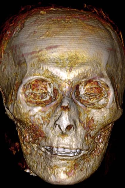 El faraón ha sido visto desnudo por primera vez después de 3 mil años de haber sido momificado