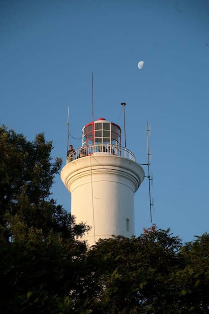 El Faro de Colonia del Sacramento en pleno casco histórico de la ciudad.