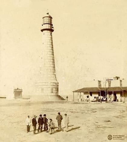 El Faro de Punta Mogotes, en 1910