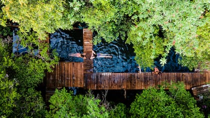 El fascinante entorno de las termas naturales El Sauce.
