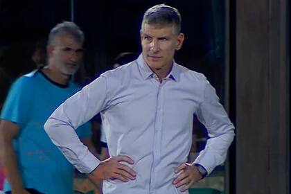 El fastidio de Martín Palermo, DT de Olimpia, tras la expulsión de Darío Benedetto