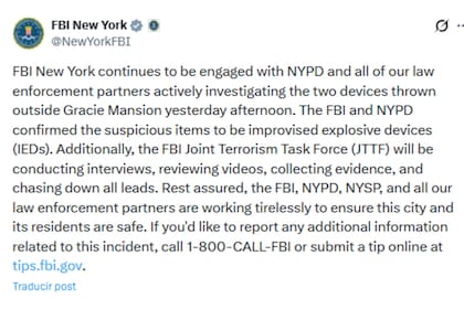 El FBI detuvo a dos sospechosos de arrojar artefactos caseros en Gracie Mansion