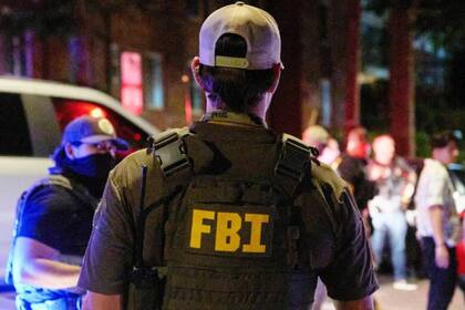 El FBI otorgó un mayor acceso al Uscis a su base de datos federales para establecer controles de seguridad más estrictos