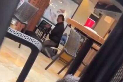 El femicida, antes de intentar matarse; ahora se encuentra en grave estado