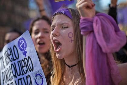 El feminismo movilizó a España y dio un fuerte golpe a la derecha