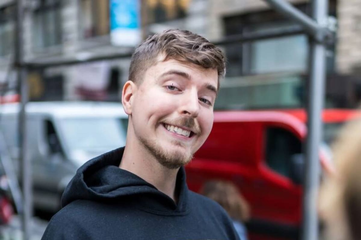 MrBeast: El Magnate de YouTube que Revoluciona el Entretenimiento con Desafíos Épicos y Generosidad Sin Límites