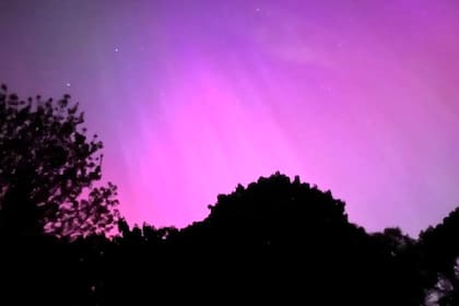 El fenómeno se debe a dos eyecciones de masa coronal que impactaron la atmósfera terrestre entre el 15 y 16 de abril