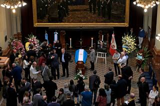 La esposa de Olivares le pidió a Macri "cárcel" para los culpables