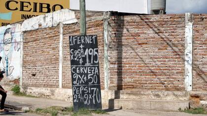 El fernet es típico en toda Argentina. Pero en ningún lugar como en Córdoba, donde lo venden ya mezclado hasta en la calle