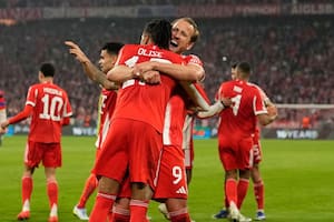 Show de fútbol, golazos, errores y una expulsión clave: Bayern Munich ganó una serie que a Real Madrid le dolerá meses