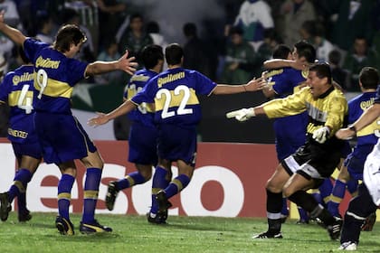 El festejo alocado de los jugadores de Boca tras consagrarse campeones de América en Brasil