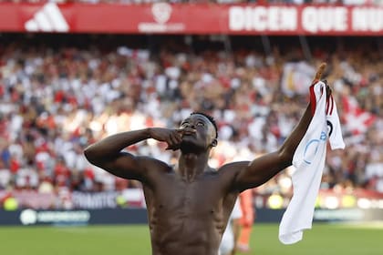 El festejo de Adams tras 4 a 1 definitivo