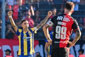 A Di María no le daba el físico, pero le alcanzó la clase para alargar la paternidad de Central ante Newell’s