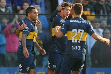 El festejo de Boca, tras el gol de Palacios