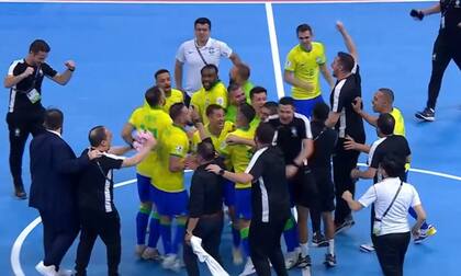 El festejo de Brasil tras imponerse por 2-1 sobre la selección argentina