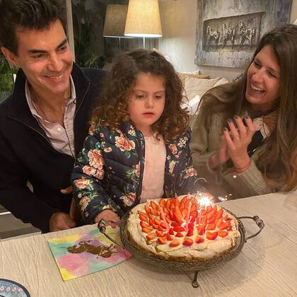 El festejo de cumpleaños de Isabelita, la hija de Juan Manuel Urtubey e Isabel Macedo
