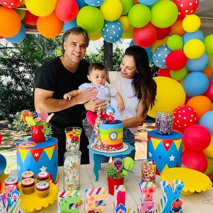 El festejo de cumpleaños de un año de Félix, el primer hijo de Luciana Aymar y Fernando González.