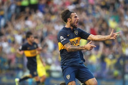 El festejo de Dani Stone ante Defensa